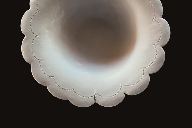 Bloom — 3-Arrowed Bowl Plate